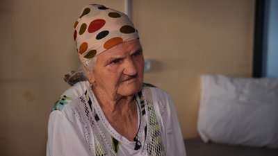 "Ракети без перерви, багато людей побило": історія 86-річної переселенки з Донеччини, яка евакуювалася до Запоріжжя "Ракети без перерви, багато людей побило": історія 86-річної переселенки з Донеччини, яка евакуювалася до Запоріжжя