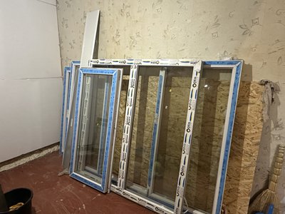 Мешканці будинку на Баленка, 7А, у Полтаві живуть в аварійному під’їзді після обстрілу 1 лютого 2025-го Мешканці будинку на Баленка, 7А, у Полтаві живуть в аварійному під’їзді після обстрілу 1 лютого 2025-го