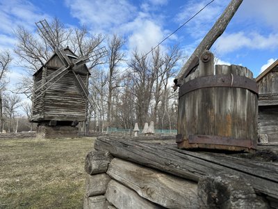 “Щоб не забували, як наші пращури жили”. У прифронтовій Донеччині зберігають музей просто неба “Щоб не забували, як наші пращури жили”. У прифронтовій Донеччині зберігають музей просто неба