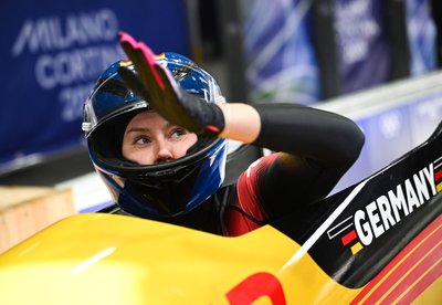 Лаура Нольте в монобобі після програної боротьби за "золото" Олімпійських ігор-2026 Лаура Нольте в монобобі після програної боротьби за "золото" Олімпійських ігор-2026