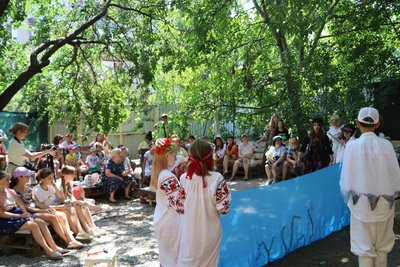 В Охтирці дитячий театр виступив для однолітків з прикордоння В Охтирці дитячий театр виступив для однолітків з прикордоння