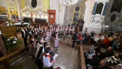Волинському архієрейському хору "Оранта" — 35 років Волинському архієрейському хору "Оранта" — 35 років