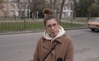 "Вони пишуть: "ми вас прийдемо "освободіть". Що криється за листівками, якими РФ закидує Нікополь "Вони пишуть: "ми вас прийдемо "освободіть". Що криється за листівками, якими РФ закидує Нікополь