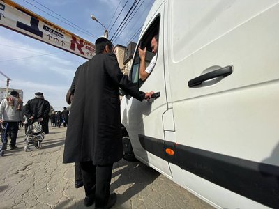 В Умань прибуло 20 тисяч паломників, але В Умань прибуло 20 тисяч паломників, але
