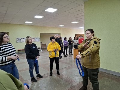 "Кожна жінка може навчитися стріляти": Інна Таран із Полтавської ТГ про службу в ДФТГ і стереотипи "Кожна жінка може навчитися стріляти": Інна Таран із Полтавської ТГ про службу в ДФТГ і стереотипи