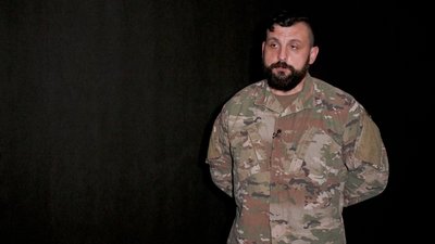 “Є точка кипіння”. Історії двох бійців, які пішли в СЗЧ, але повернулися воювати в “Азов” “Є точка кипіння”. Історії двох бійців, які пішли в СЗЧ, але повернулися воювати в “Азов”