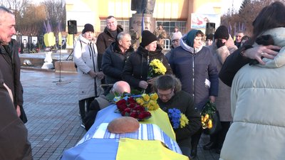 З військовим Олександром Чудіновичем попрощалися у Рівному