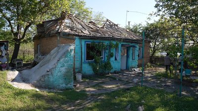 "Мене вкинуло хвилею назад у коридор": жителька села на Кіровоградщині про нічний обстріл "Мене вкинуло хвилею назад у коридор": жителька села на Кіровоградщині про нічний обстріл