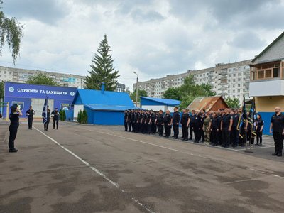 50 капеланів з 15 областей України пройшли церемонію посвяти у Житомирській академії поліції 50 капеланів з 15 областей України пройшли церемонію посвяти у Житомирській академії поліції