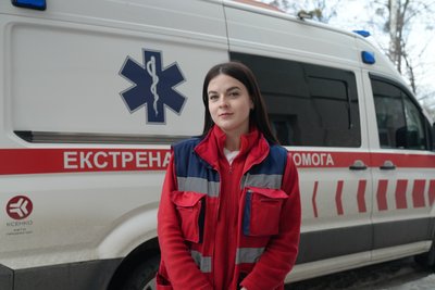 “FPV ганяються за нашими авто”: як працюють фахівці екстреної допомоги на прикордонній Сумщині “FPV ганяються за нашими авто”: як працюють фахівці екстреної допомоги на прикордонній Сумщині