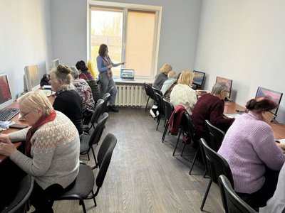 Компʼютерний клас в Університеті третього віку Компʼютерний клас в Університеті третього віку