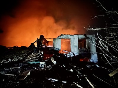 По Чугуєву вночі завдали 17 ударів дронами: знищений будинок По Чугуєву вночі завдали 17 ударів дронами: знищений будинок