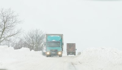 Заметені дороги, Чернелицька громада, Івано-Франківщина Заметені дороги, Чернелицька громада, Івано-Франківщина
