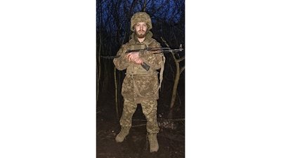 Нагорода на Чернігівщині: як Герой України Дмитрій Ященко обороняв позицію біля Покровська Нагорода на Чернігівщині: як Герой України Дмитрій Ященко обороняв позицію біля Покровська