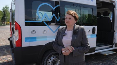 Громадам Чернігівщини передали машини для соціальних сервісів за Програмою розвитку ООН Громадам Чернігівщини передали машини для соціальних сервісів за Програмою розвитку ООН