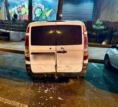 В Одесі легковий автомобіль стикнувся з вантажівкою: 5-річна дитина отримала травми В Одесі легковий автомобіль стикнувся з вантажівкою: 5-річна дитина отримала травми