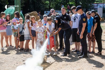 Флешмоб вишиванок: в Одеському зоопарку відвідувачів пускали безкоштовно