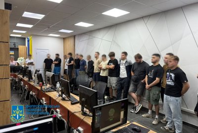 Обстріли Нікопольщини й Криворіжжя, прощання із загиблим рятувальником. Головні новини Дніпра та області 8 серпня Обстріли Нікопольщини й Криворіжжя, прощання із загиблим рятувальником. Головні новини Дніпра та області 8 серпня