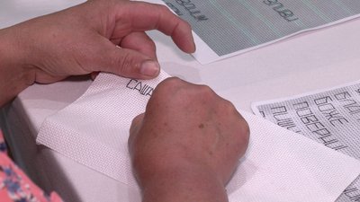 Родичі зниклих безвісти долучилися до акції "Рушник надії" на Рівненщині Родичі зниклих безвісти долучилися до акції "Рушник надії" на Рівненщині
