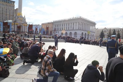 У Києві попрощалися з бойовим льотчиком У Києві попрощалися з бойовим льотчиком