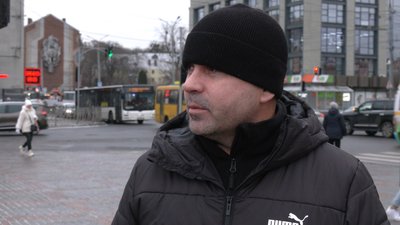 З військовими Романом Міськовим, Сергієм Ноготковим та Олексієм Ковтуном попрощалися у Рівному З військовими Романом Міськовим, Сергієм Ноготковим та Олексієм Ковтуном попрощалися у Рівному