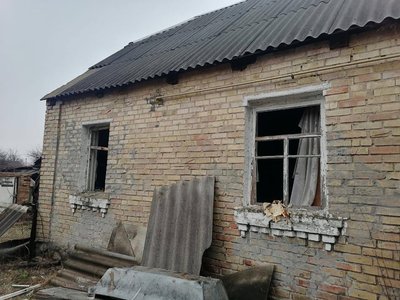Через ракетну атаку РФ на Київщині пошкоджені житлові будинки Через ракетну атаку РФ на Київщині пошкоджені житлові будинки