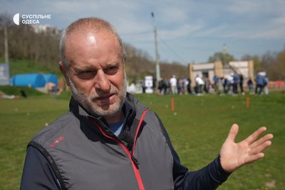 "Я не хочу прийняти себе таким": як гольф допомагає відновитися після війни "Я не хочу прийняти себе таким": як гольф допомагає відновитися після війни