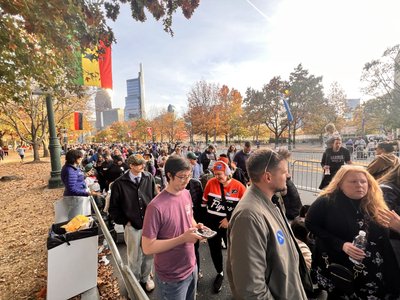 Як пройшов останній передвиборчий мітинг Камали Гарріс