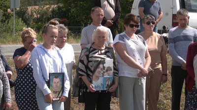 Пам’ятний знак встановили на місці ДТП на Рівненщині, де загинули 14 людей