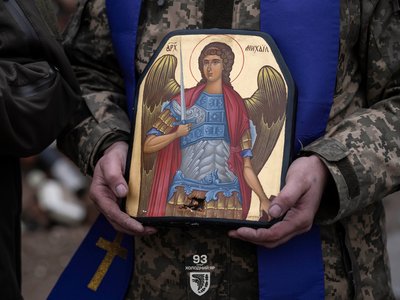 Військові капелани у Костянтинівки провели хресний хід Військові капелани у Костянтинівки провели хресний хід