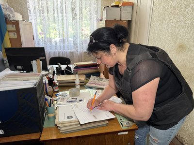 “Найважче повернутись з рейса”: як працівники Укрпошти доставляють пенсії під ударами дронів “Найважче повернутись з рейса”: як працівники Укрпошти доставляють пенсії під ударами дронів