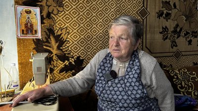 "У кожен вкладаю душу…": 76-річна вінничанка пошила для військових понад 1500 спальників "У кожен вкладаю душу…": 76-річна вінничанка пошила для військових понад 1500 спальників
