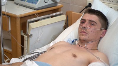 Врятувала донорська кров: історія бійця, який втратив кінцівки Врятувала донорська кров: історія бійця, який втратив кінцівки