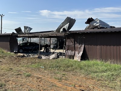 "Тільки лягли спати — почули вибухи. Сусіди вибігли, усіх трусило". Що розповіли херсонці про наслідки російських ударів "Тільки лягли спати — почули вибухи. Сусіди вибігли, усіх трусило". Що розповіли херсонці про наслідки російських ударів