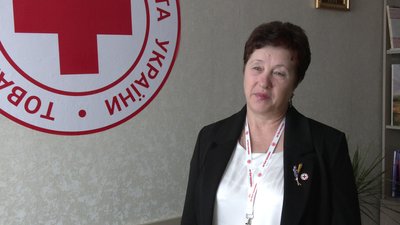 Допомагають одиноким людям: як працюють соціальні помічники Червоного Хреста у Рівному