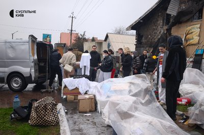 Загинули тварини: під час атаки РФ на Київщину горіла ветклініка у Чабанах