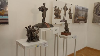 тарасові стежки, скульптура, тарас шевченко, фото