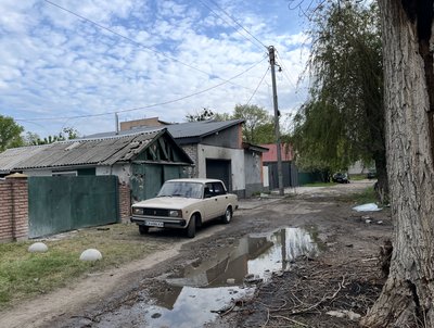 "Не думала, що в цю чотириповерхівку колись прилетить": Черкаси долають наслідки атаки "шахедів" "Не думала, що в цю чотириповерхівку колись прилетить": Черкаси долають наслідки атаки "шахедів"