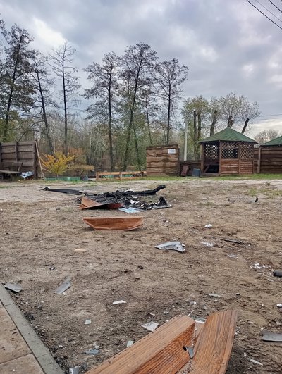 У Сумах російський дрон атакував базу відпочинку: працівниця розповіла про наслідки У Сумах російський дрон атакував базу відпочинку: працівниця розповіла про наслідки