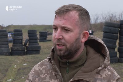 Випробовування робособак та інших наземних дронів: чим і як воюють у 122 окремій бригаді ТРО Випробовування робособак та інших наземних дронів: чим і як воюють у 122 окремій бригаді ТРО