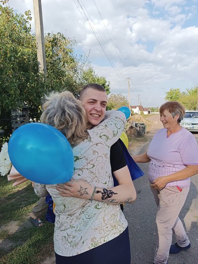 29 місяців у російському полоні: воїн з Житомирщини повернувся додому 29 місяців у російському полоні: воїн з Житомирщини повернувся додому