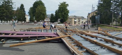 Ліквідовують наслідки негоди, негода у Козовій, зірвало дах, Тернопільщина, Козова, червень 2025