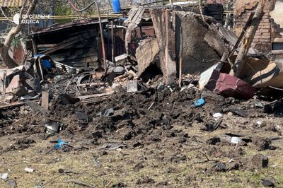 "Все, що ми роками наживали — згоріло": наслідки нічної дронової атаки РФ на Чорноморську громаду "Все, що ми роками наживали — згоріло": наслідки нічної дронової атаки РФ на Чорноморську громаду