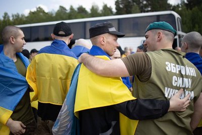 З російського полону повернули трьох черкащан З російського полону повернули трьох черкащан