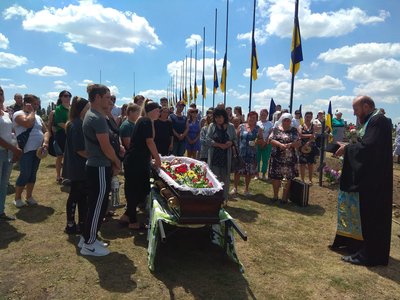 На Одещині попрощались з 38-річним військовим, який загинув у Донецькій області На Одещині попрощались з 38-річним військовим, який загинув у Донецькій області