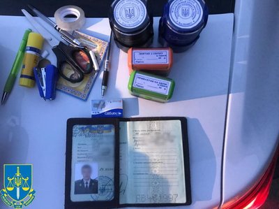 В Одесі на хабарництві затримали командира відділення військової частини В Одесі на хабарництві затримали командира відділення військової частини
