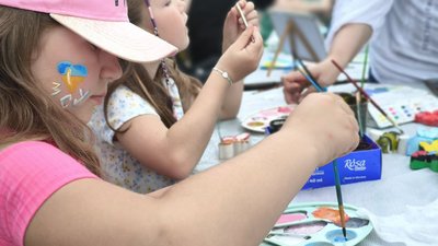 У Луцькому зоопарку вперше від початку повномасштабного вторгнення влаштували свято для дітей У Луцькому зоопарку вперше від початку повномасштабного вторгнення влаштували свято для дітей