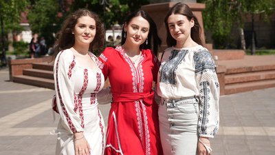 День вишиванки-2026: як вбирались кропивничани. Фотопідбірка