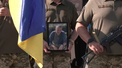 Із військовим Олександром Кононенком попрощались у Рівному Із військовим Олександром Кононенком попрощались у Рівному