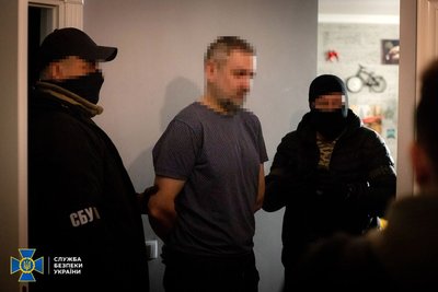 Підозри у держраді та виправданні агресії РФ: СБУ затримала представників медійного блоку УПЦ Підозри у держраді та виправданні агресії РФ: СБУ затримала представників медійного блоку УПЦ